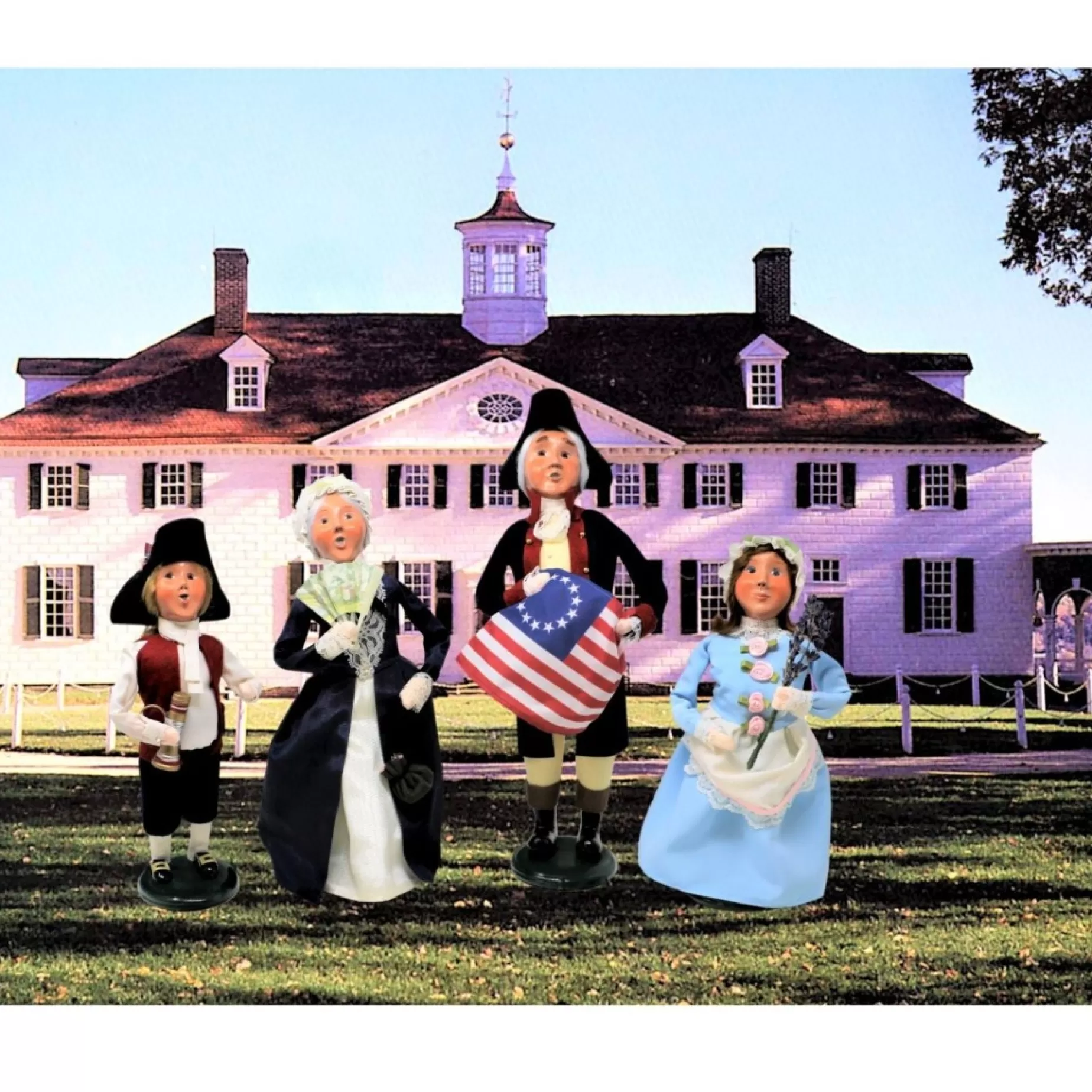 Washy Caroler With Horn - Limited Edition From Byers' Choice<BYER's CHOICE, LTD Discount